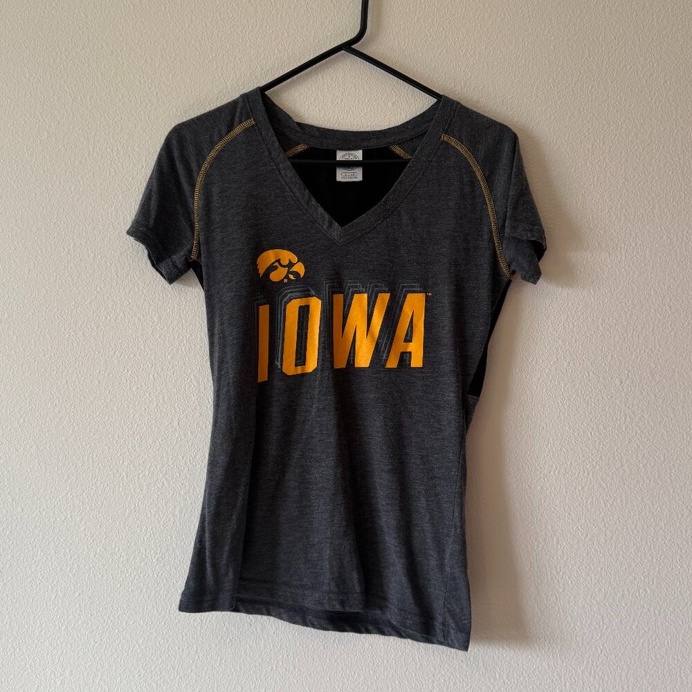 Rivalry Threads Iowa Hawkeyes Mesh Shirt